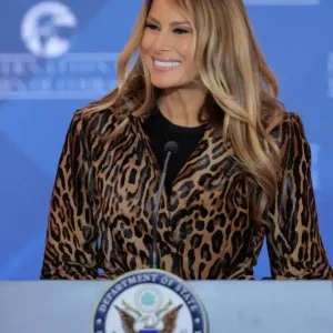 Melania Trump Stuns in Leopard-Print at Women of Courage Awards Melania Trump Stuns in Leopard-Print at Women of Courage Awards