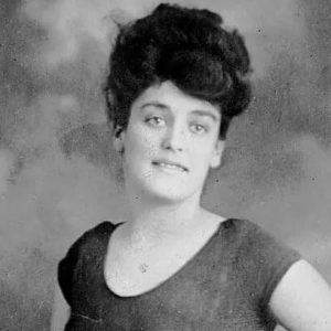 The women who dared to bare The women who dared to bare