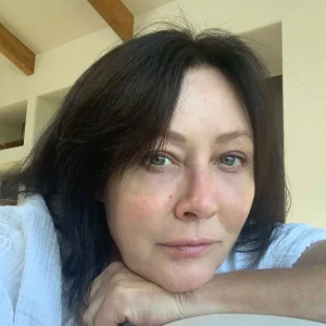 “Shannen Doherty’s Final Public Appearance Captured in Photos” “Shannen Doherty’s Final Public Appearance Captured in Photos”