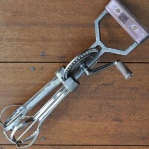 The internet came together to uncover the purpose of this strange item