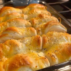 Chicken Bubble Biscuit Bake Casserole: The Ultimate Comfort Food for Busy Families