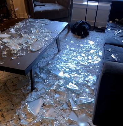 My Stepmom Destroyed My Late Mom’s Treasured Crystal Set – She Had No Idea She Was the One Being Tricked