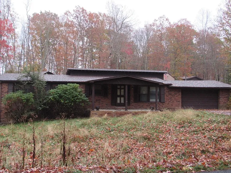 Where Country Peace Meets Nature’s Quiet Beauty