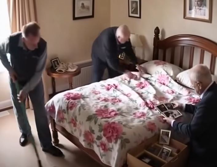 What I Found Hidden in My Late Mother’s Blankets Changed How I Understand Love