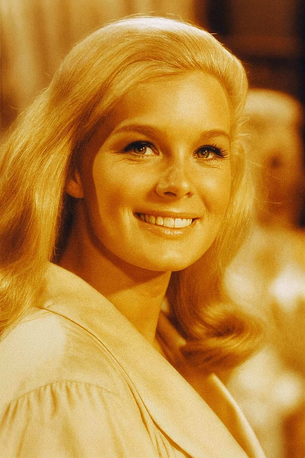 She’s 82 — and Still Captivating the World with Her Timeless Beauty!