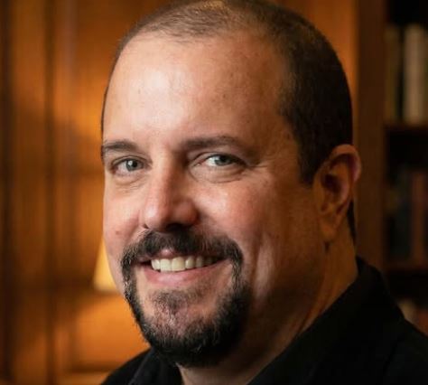 Celebrated Mavericks Frontman Passes Away at 60