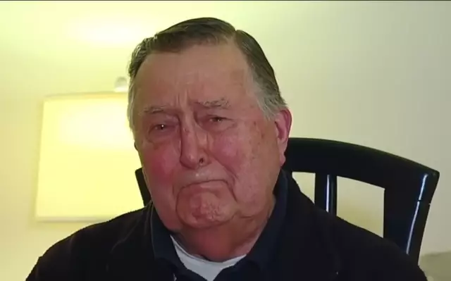 Community Raises $1 Million for 88-Year-Old Veteran Working at Supermarket After Losing Pension