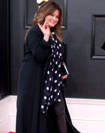 Valerie Bertinelli Shares a Swimsuit Photo—and the Message Behind It Matters