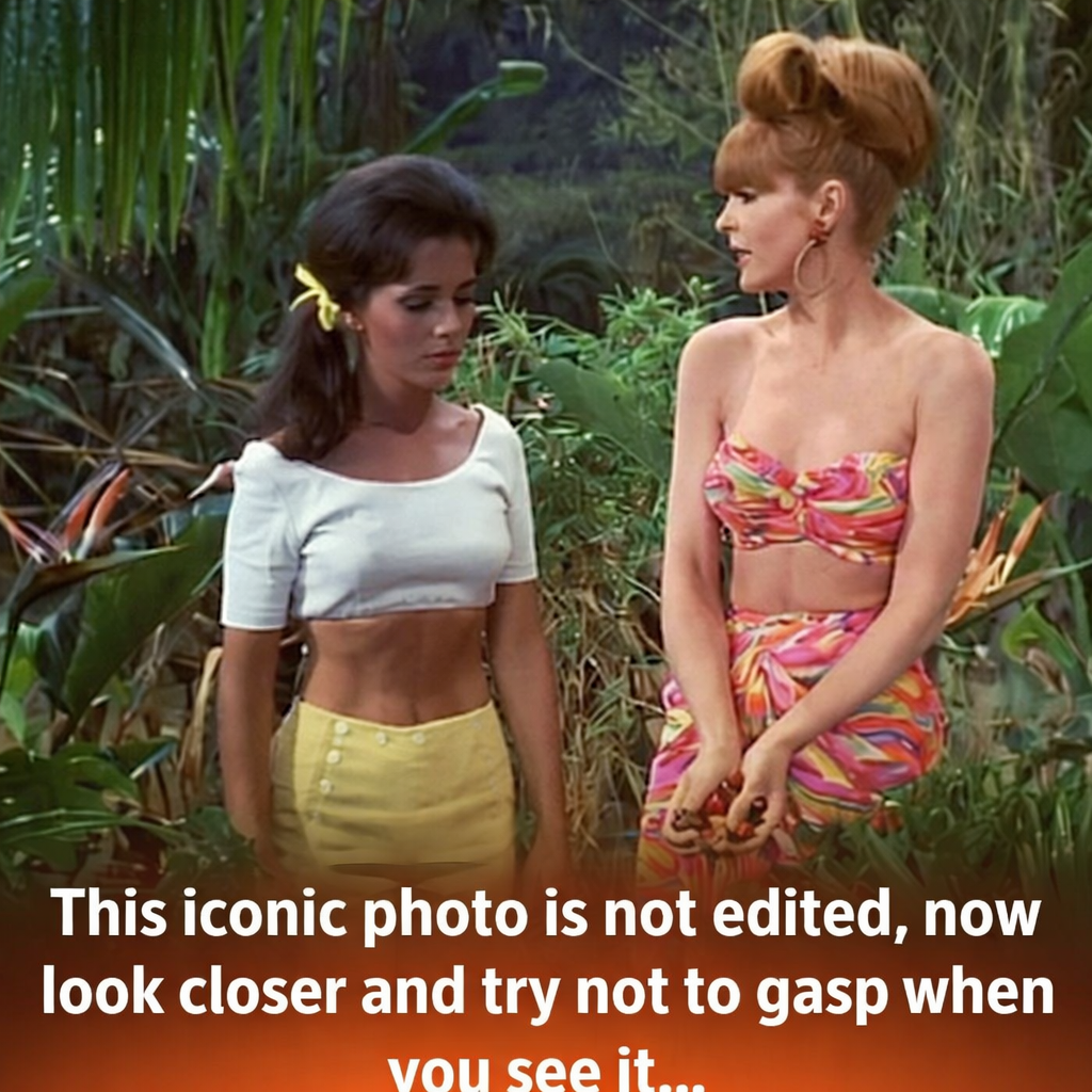 This scene is completely unedited — look closely and see if you can spot the tiny detail that makes it unforgettable.